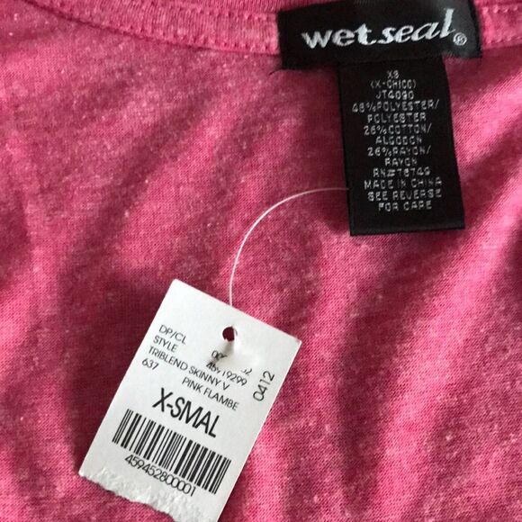 wet seal pink nubby fitted short sleeve T, NWT, XS - Picture 3 of 4